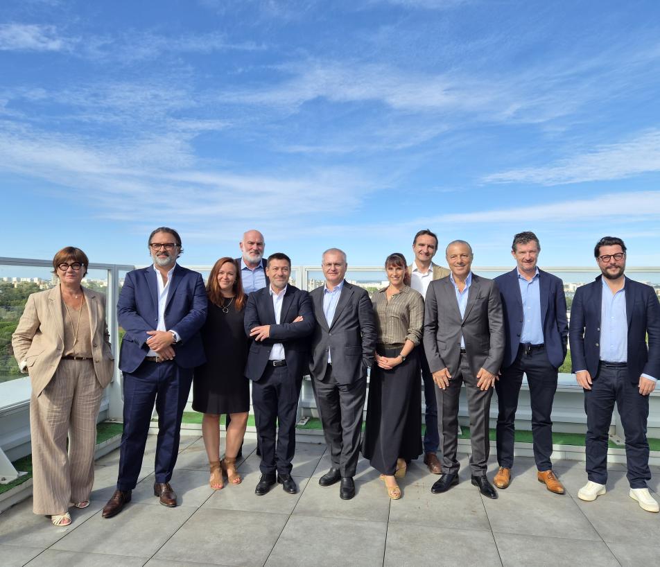 Réunis autour de Thomas Fantini, président du Medef Haute-Garonne, les représentants des branches professionnelles ont dressé un état des lieux de leurs secteurs et partagé leurs préoccupations sur l’investissement, l’emploi et la compétitivité des entreprises. (Photo Dorian Alinaghi)
